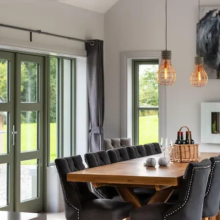 Βίλα Beechwood 6 - Luxurious Living