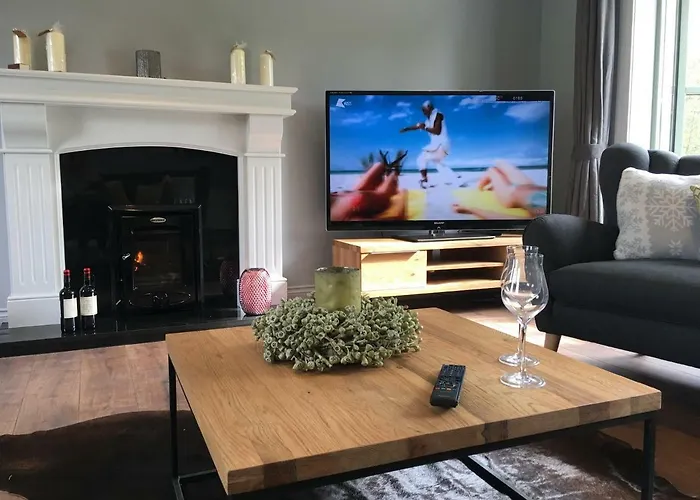 Beechwood 6 - Luxurious Living Villa